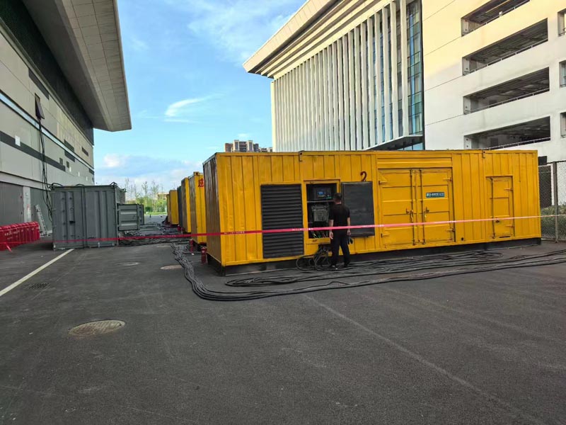 泗县柴油发电机冬季保养注意事项？